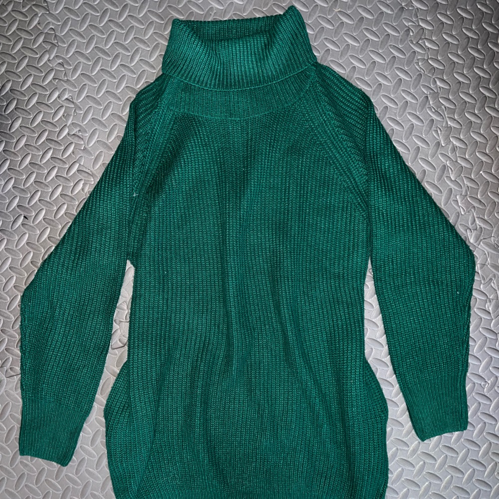 Super cute green sweater dress